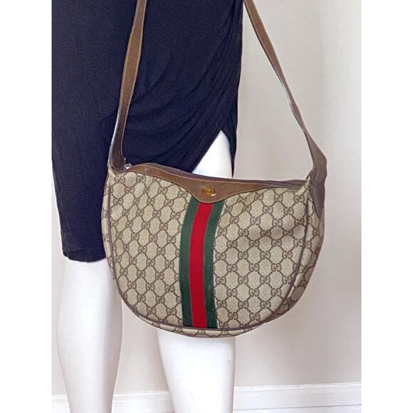 Authentic Gucci Shoulder Bag - Picture 3 of 13